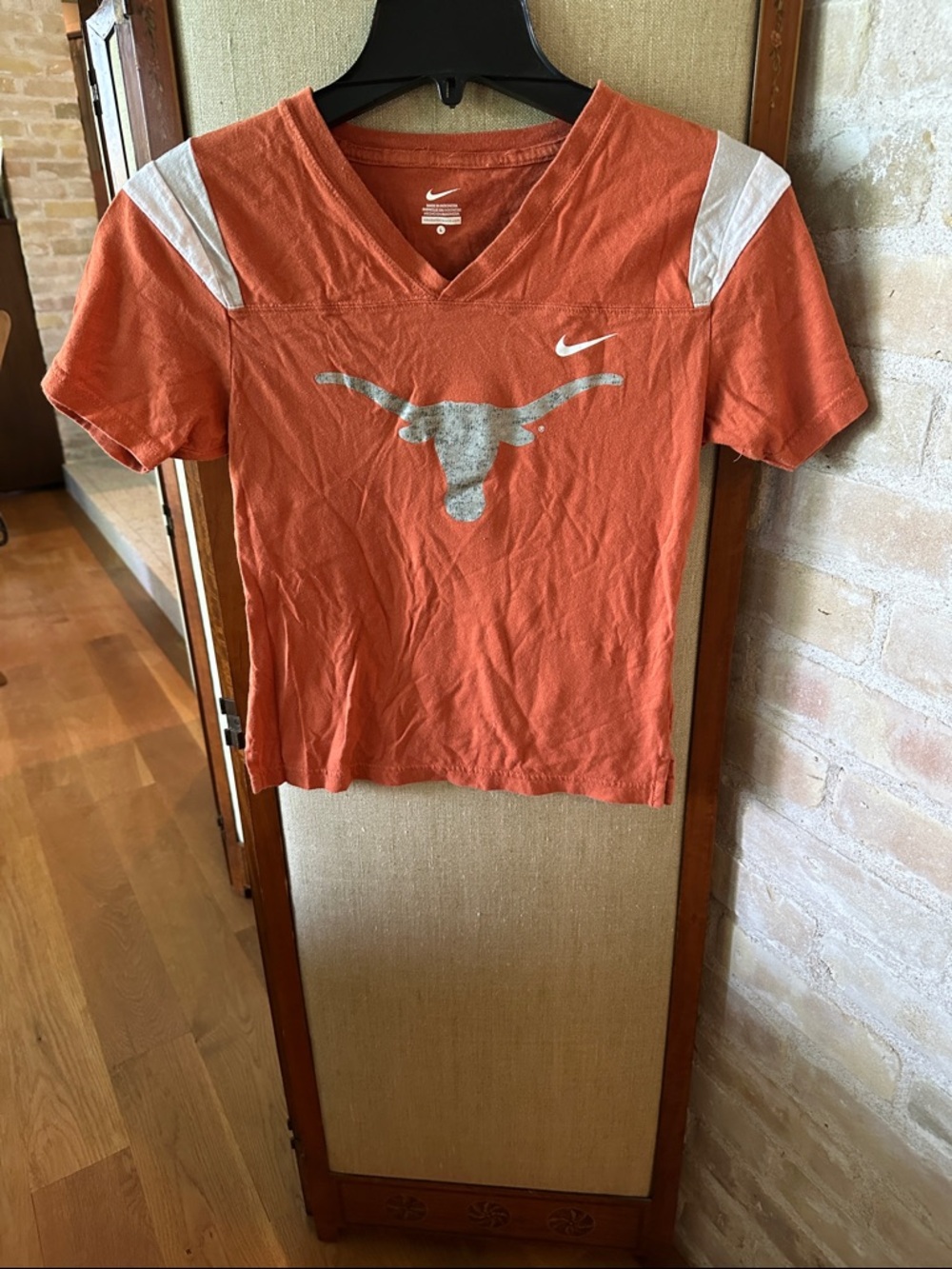 Nike Burnt Orange Girls Size L Texas Longhorns V-Neck Tee with White Accents